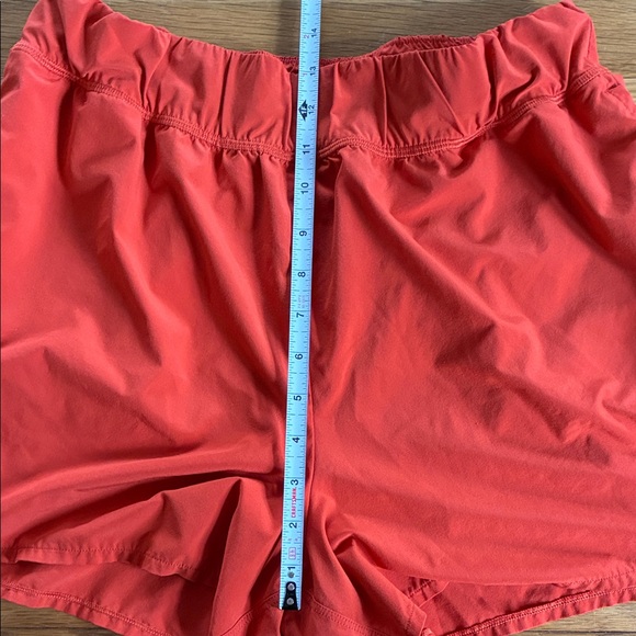 Cotopaxi Tierra Adventure Shorts Womens Large Athletic Lightweight Athletic Red - Picture 6 of 10